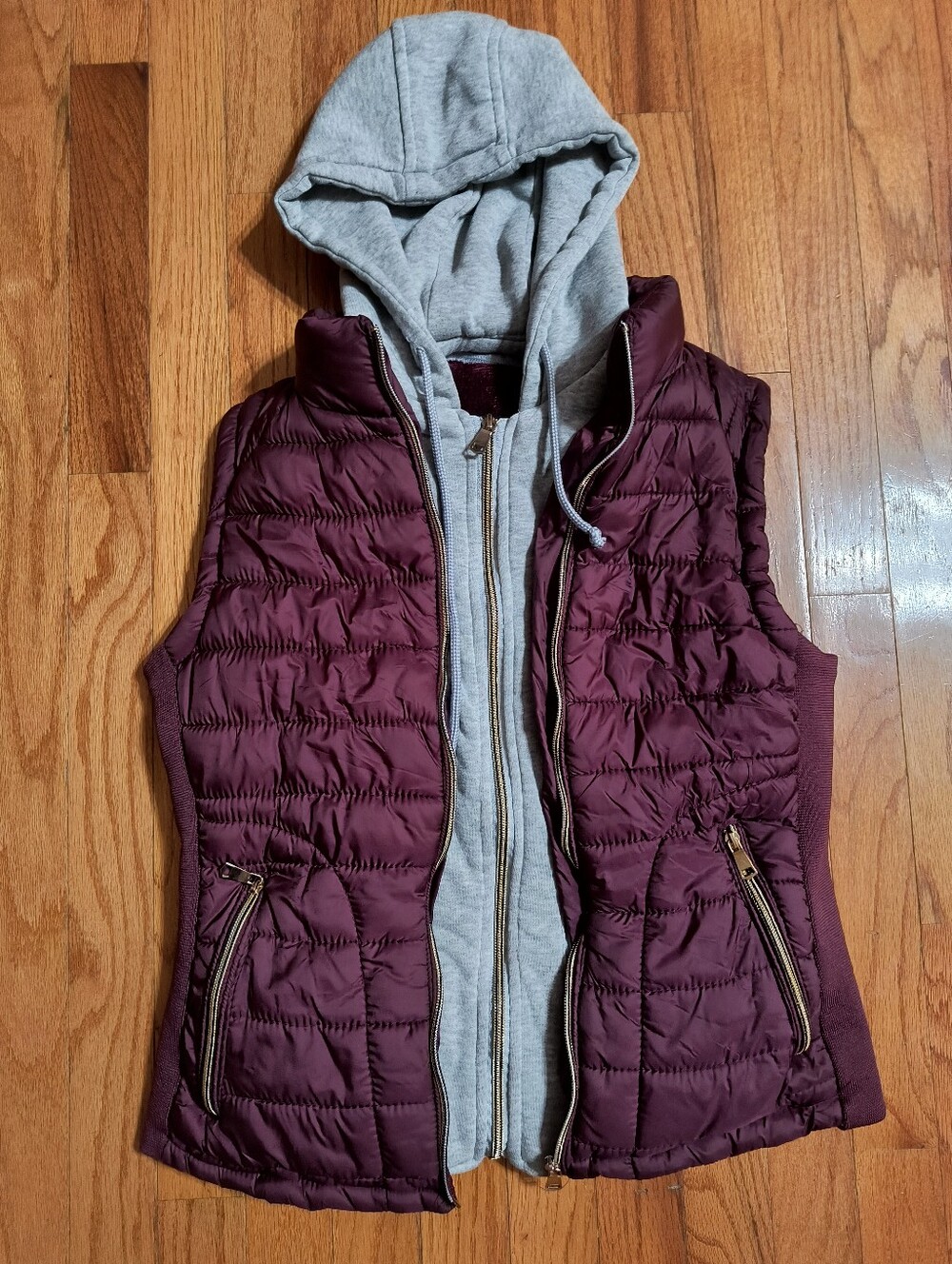 YMI quilted puff vest with sweatshirt hood, women's medium, plum color